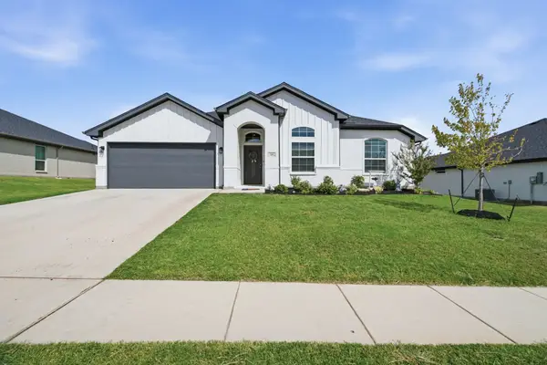 120 Mesa Drive, Glen Rose, TX 76043