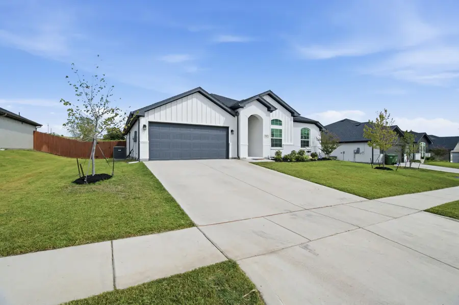 120 Mesa Drive, Glen Rose, TX 76043 - #2