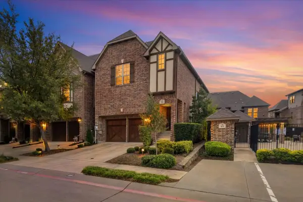 568 Hampshire Drive, Lewisville, TX 75067