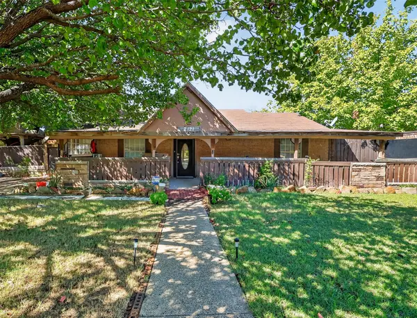 2121 High Summit Drive, Garland, TX 75041
