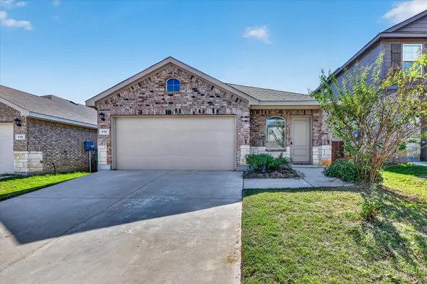112 Running River Drive, Boyd, TX 76023