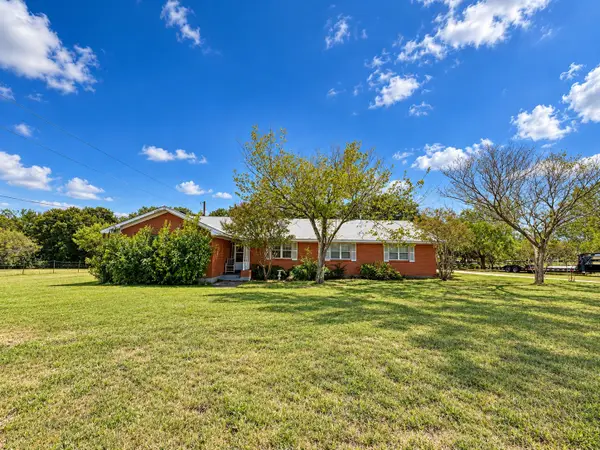 1105 Oak Drive, Flower Mound, TX 75028