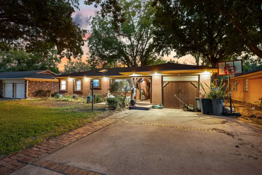 5420 Mallory Drive, Haltom City, TX 76117 - #2