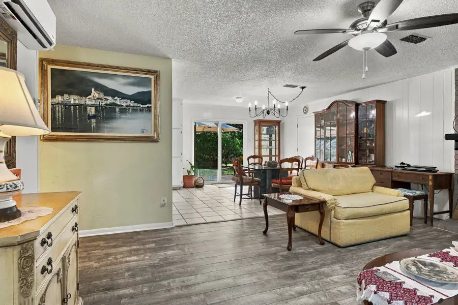 1300 Oak Country, Weatherford, TX 76085 - #2