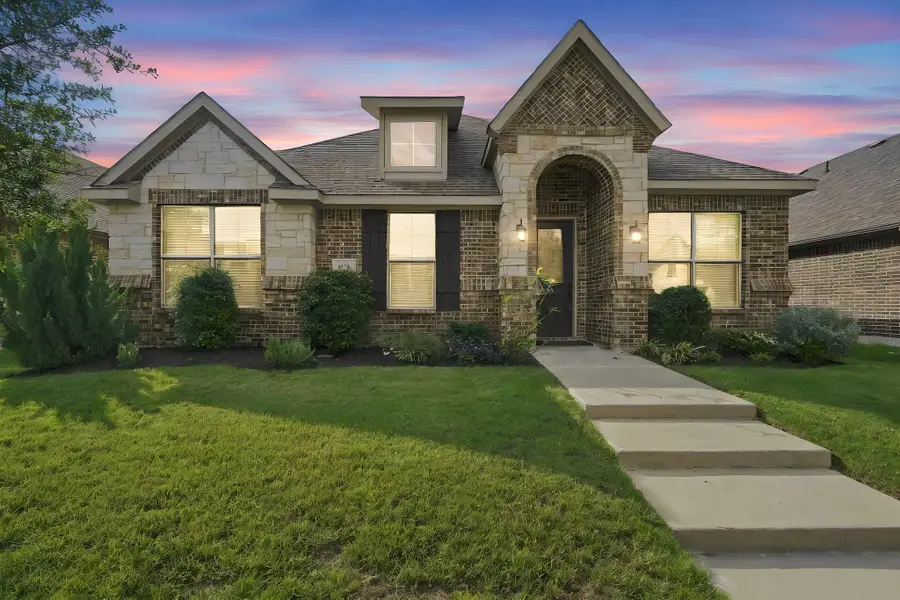548 Washington Avenue, Waxahachie, TX 75165 - #2
