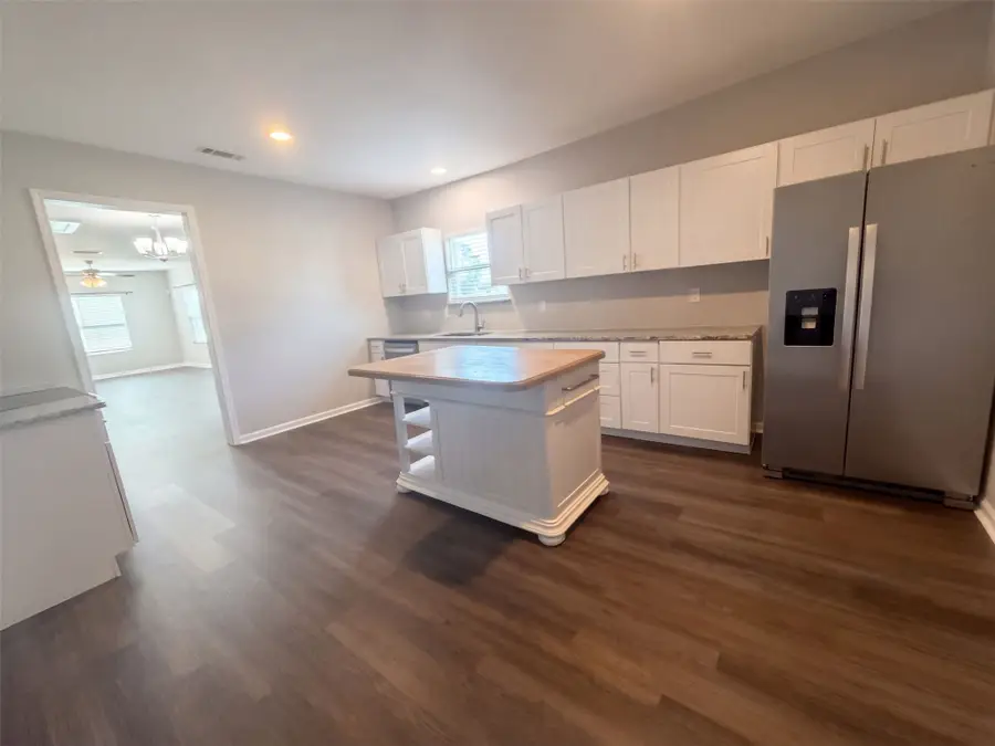 1425 E Cherry Street, Sherman, TX 75090 - #2