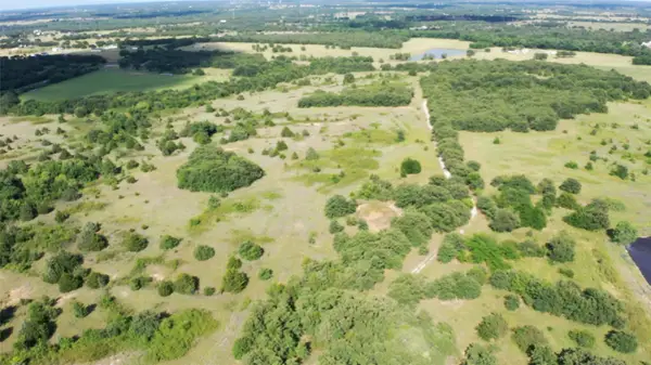 213 County Road 1560, Alvord, TX 76225