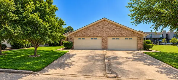 738 Carroll Lane, Lewisville, TX 75067