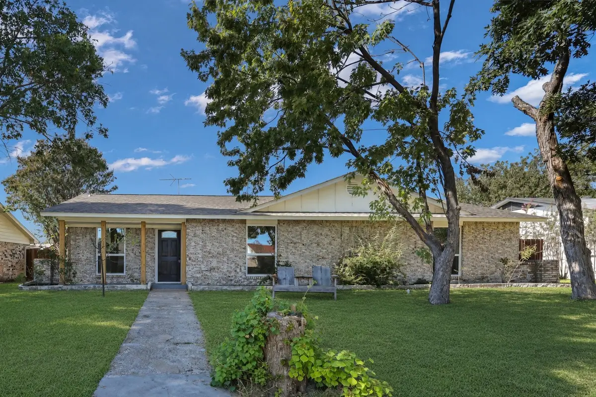 513 Colonial Drive, Garland, TX 75043 - #1