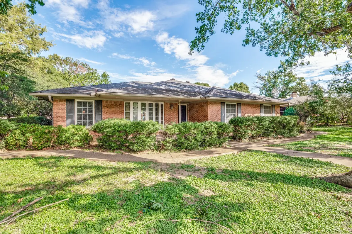 2106 Sunnyvale Road, Grand Prairie, TX 75050 - #1
