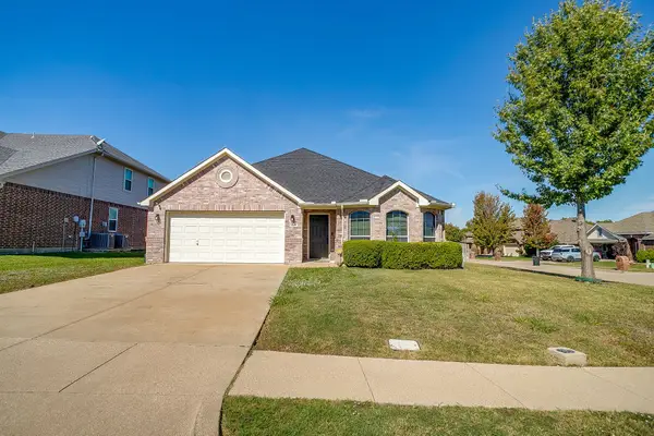 1617 Cowtown Drive, Mansfield, TX 76063