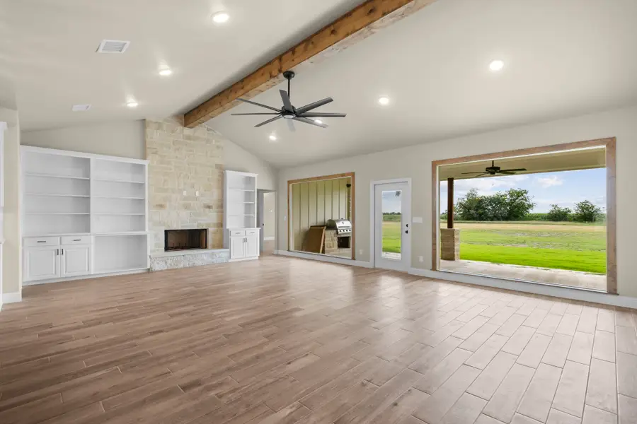 107 Pr 711, Lott, TX 76656 - #2