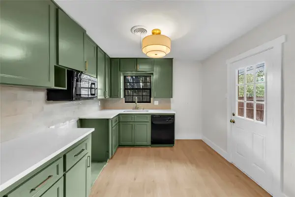 4400 Mckibben Street, Haltom City, TX 76117