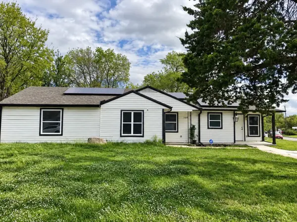 709 SW Dallas Street, Grand Prairie, TX 75051