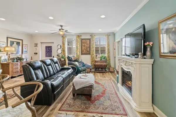 603 W 6th Avenue #103, Corsicana, TX 75110