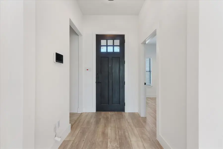 3001 Fernwood Avenue, Dallas, TX 75216 - #3