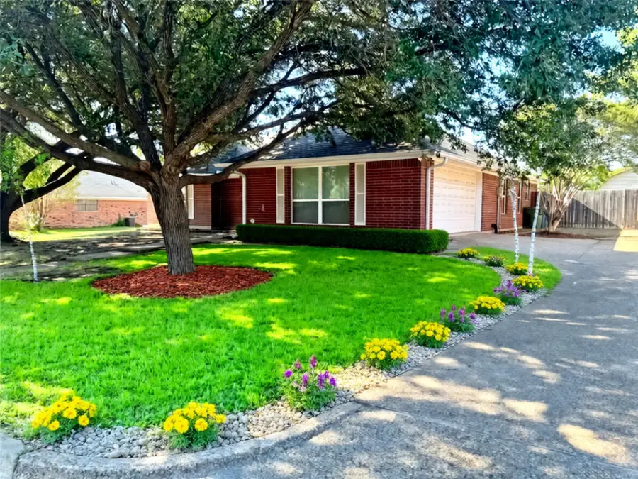 232 Crescent Drive, Hewitt, TX 76643 - #3