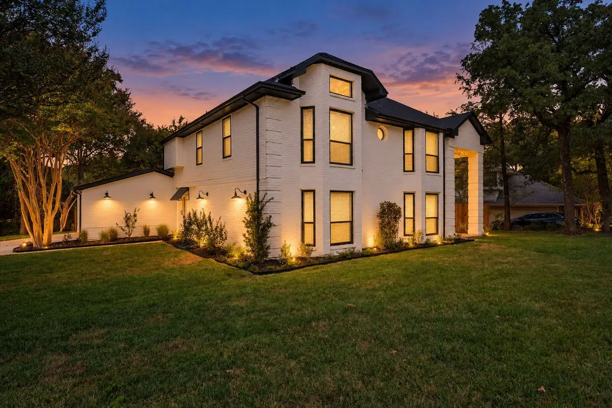 3812 Yachtclub Drive, Arlington, TX 76016 - #1