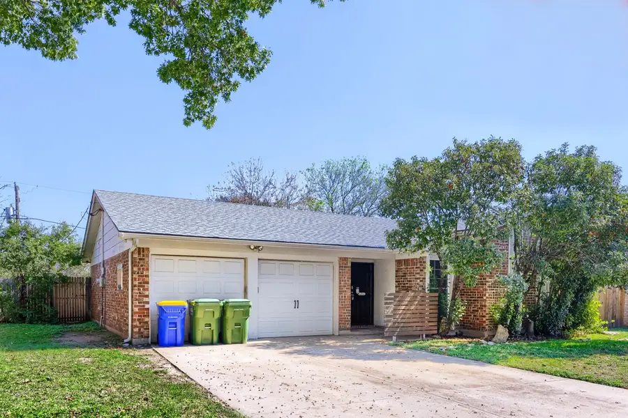 6604 Brookdale Drive, Watauga, TX 76148 - #3