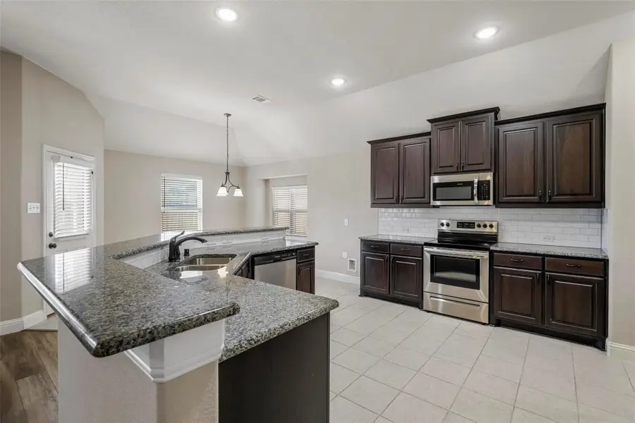 172 Landsdale Circle, Forney, TX 75126 - #2