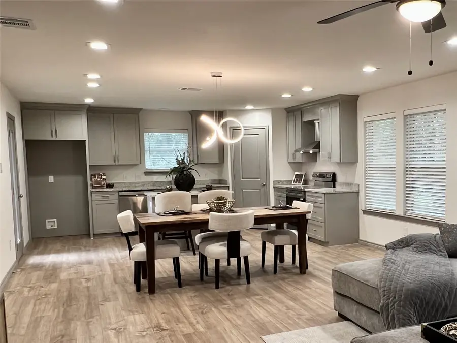 1438 E Waco Avenue, Dallas, TX 75216 - #3