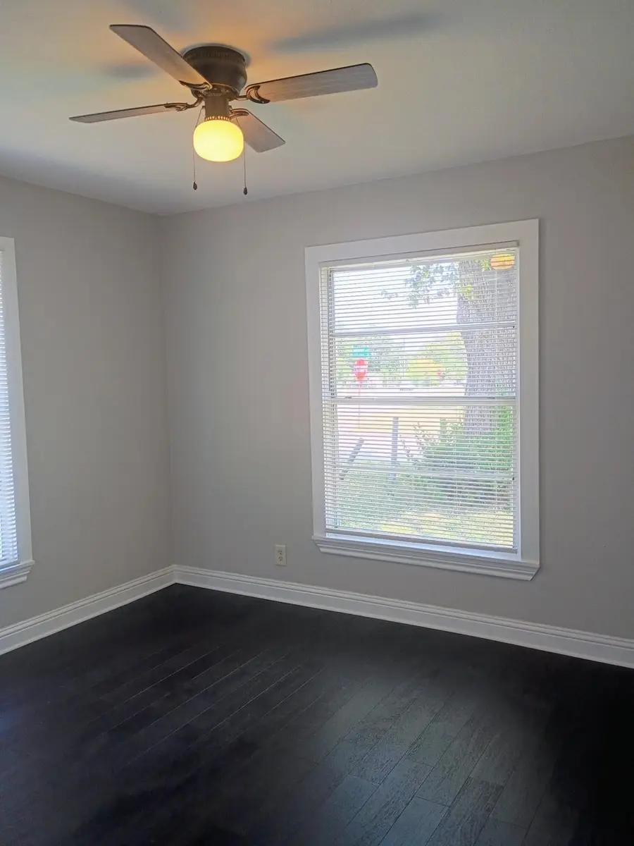 2671 Moffatt Avenue, Dallas, TX 75216 - #3