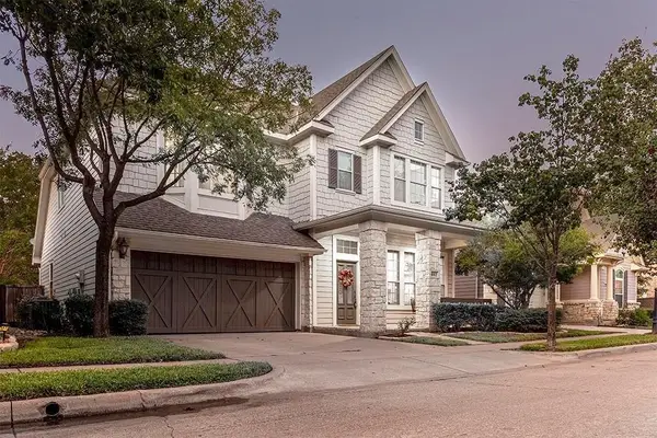 802 Moose Hollow Lane, Euless, TX 76039