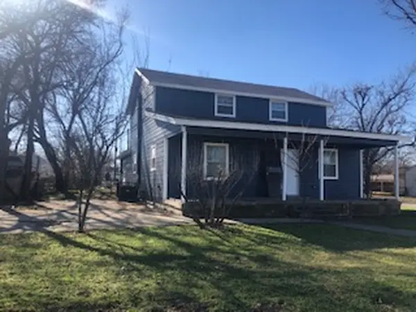 2800 Burchill Road, Fort Worth, TX 76105