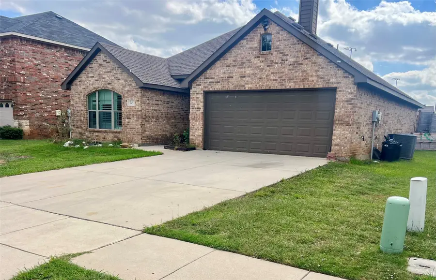 249 Cedar Crest Drive, Justin, TX 76247 - #2