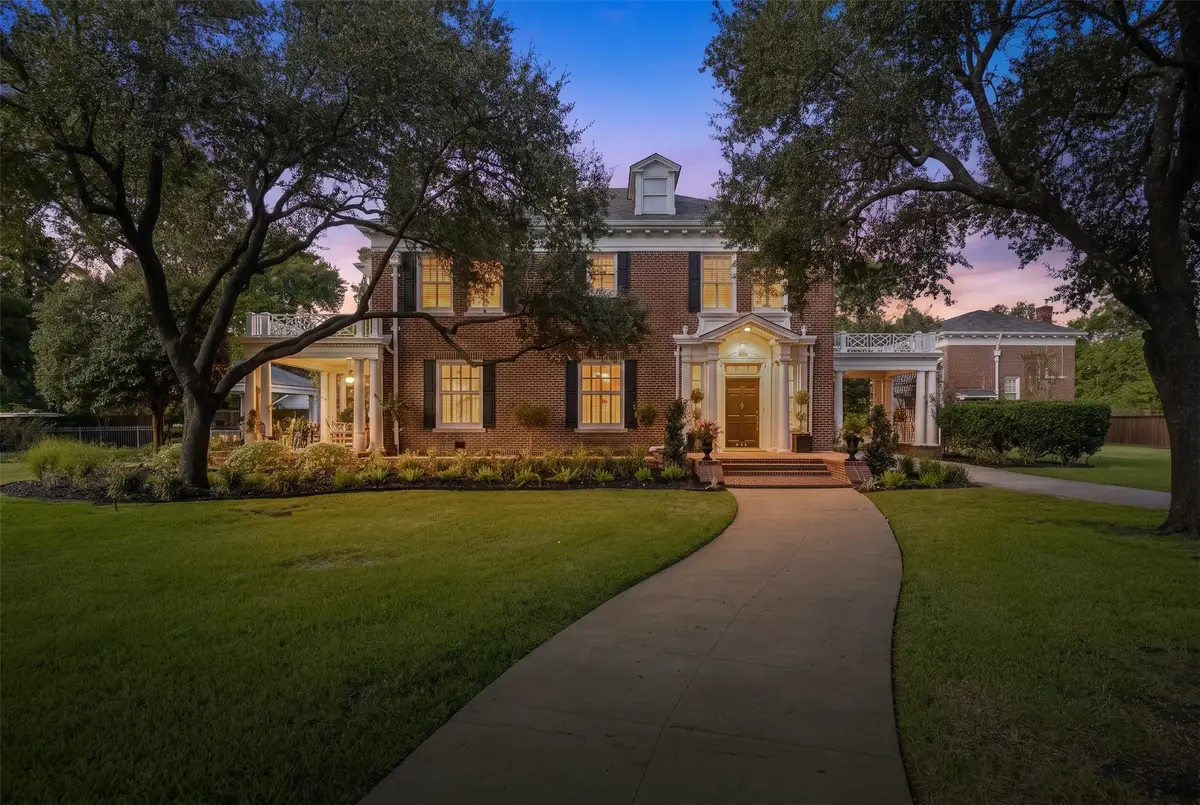 201 Overhill Drive, Waxahachie, TX 75165 - #1