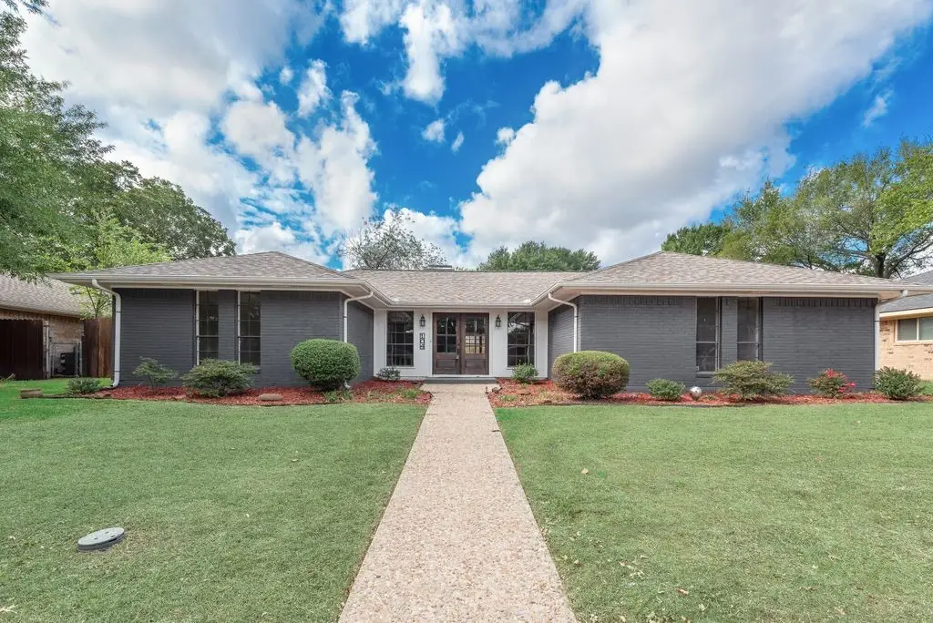 104 Chieftain Drive, Waxahachie, TX 75165 - #1