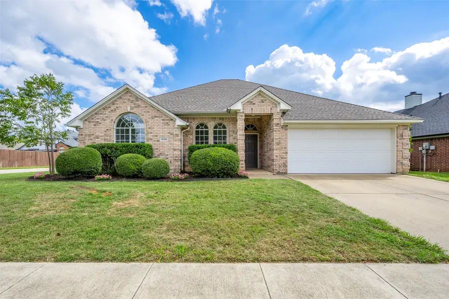 7036 Herman Jared Drive, North Richland Hills, TX 76182 - #2