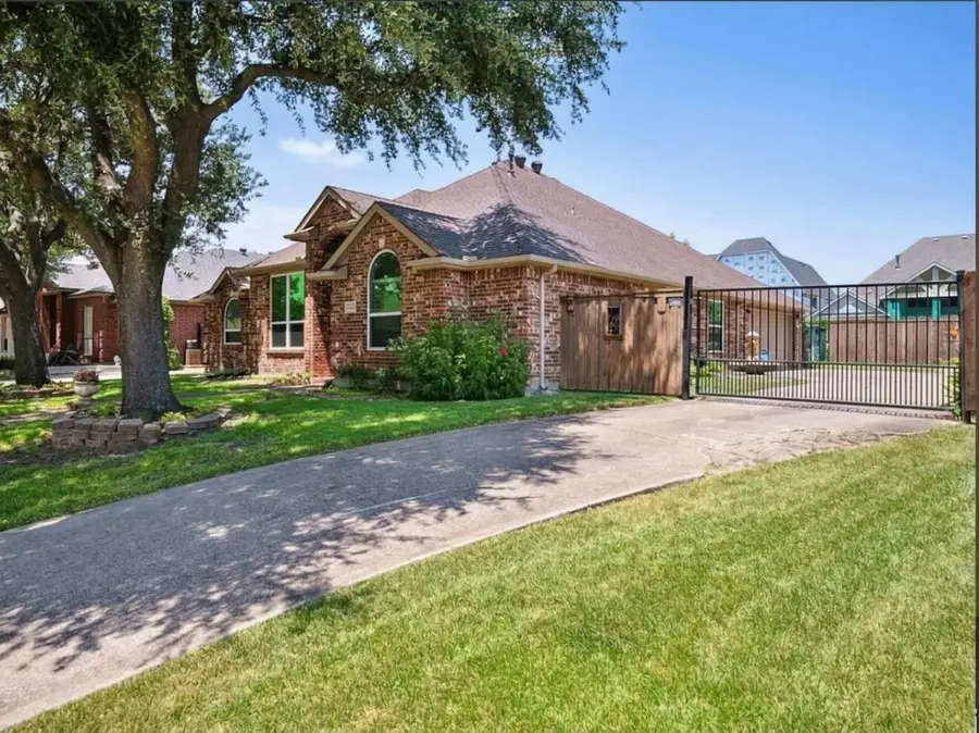 8301 Martha Lane, Rowlett, TX 75088 - #3