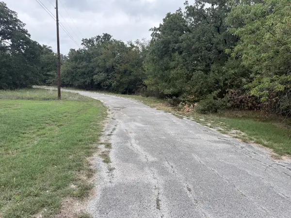 Lot 5 Round Hill Way Circle, Runaway Bay, TX 76426