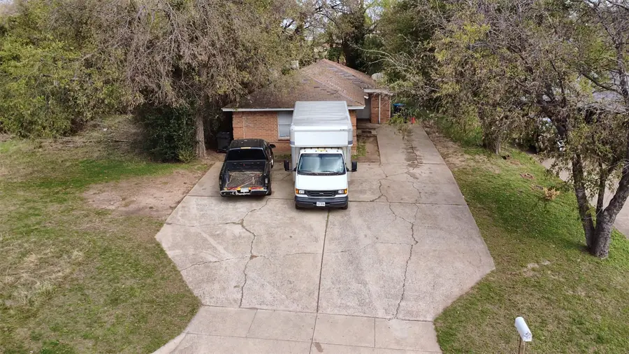 5332 Helmick Avenue, Fort Worth, TX 76107 - #2