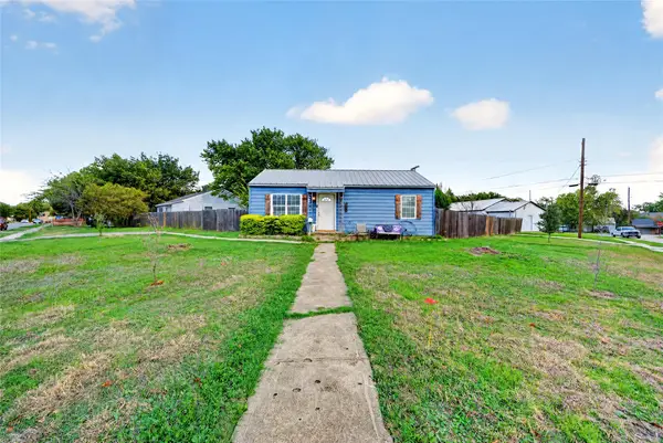 318 Charles Drive, Irving, TX 75060
