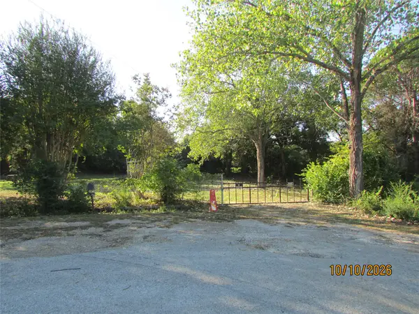 3812 Timberview Court, Joshua, TX 76058
