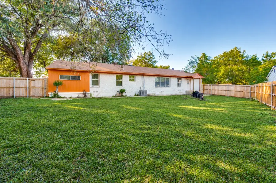 2626 Crest Avenue, Dallas, TX 75216 - #3