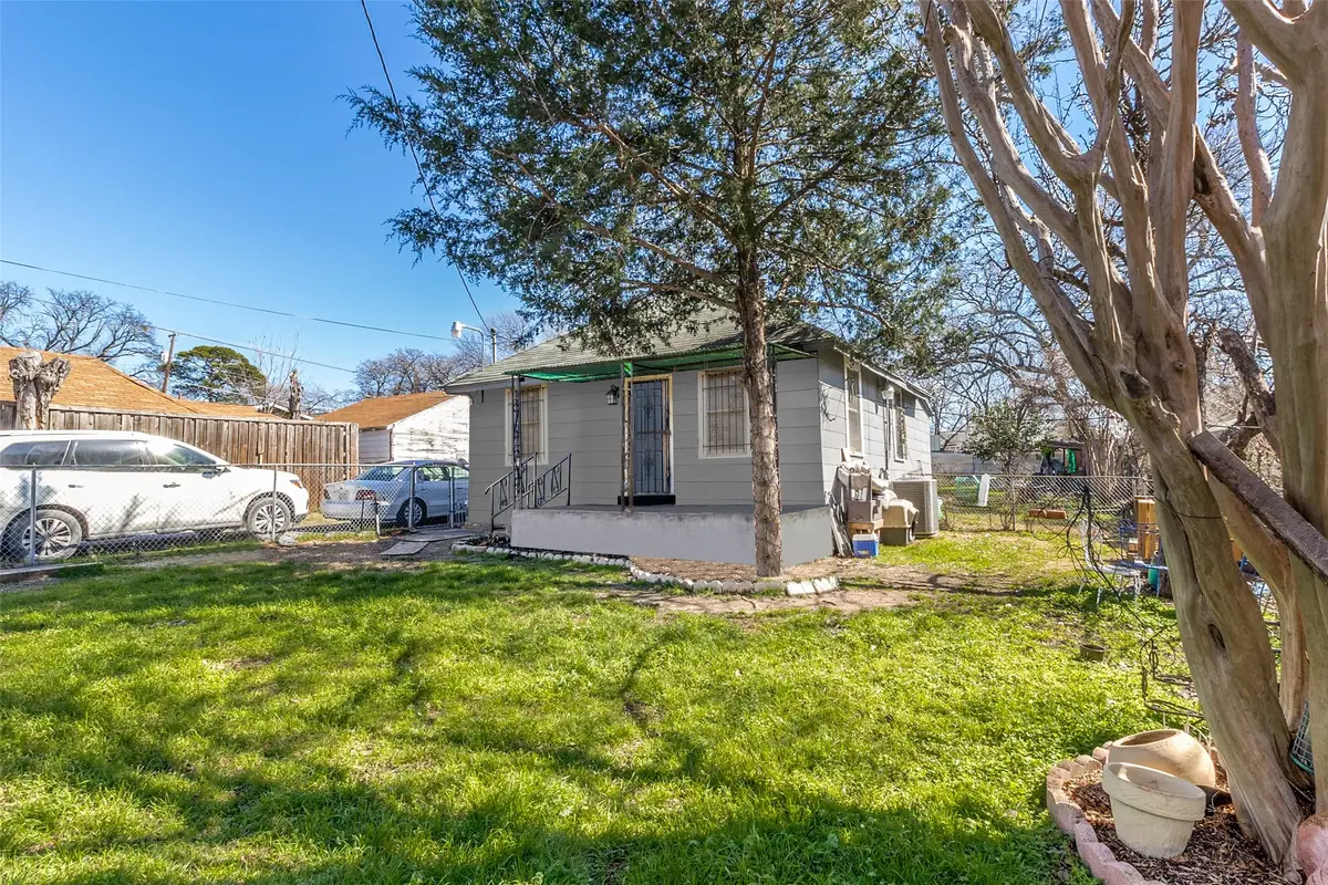 2252 Mail Avenue, Dallas, TX 75235 - #1