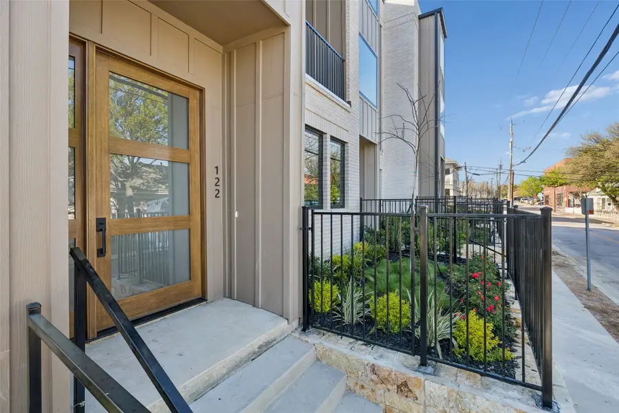 122 S Church Street, McKinney, TX 75069 - #3