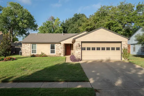 3911 White Oak Court, Flower Mound, TX 75028