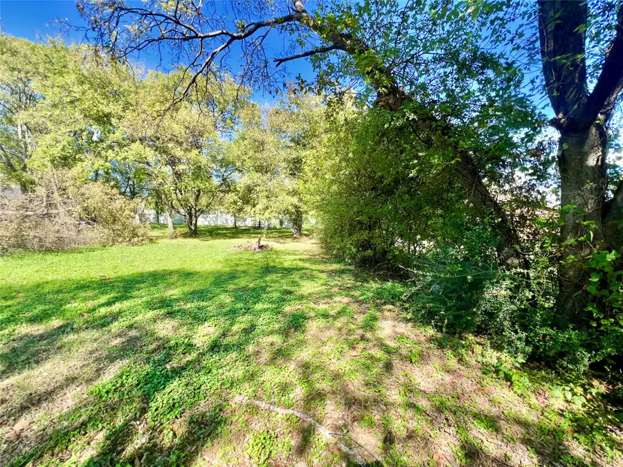 431 W Danieldale Road, Dallas, TX 75232 - #2
