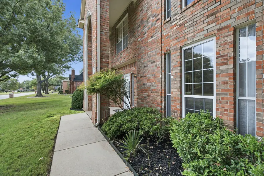 5904 Highland Hills Lane, Colleyville, TX 76034 - #2