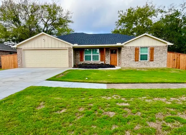 200 S Ross Avenue, Mexia, TX 76667