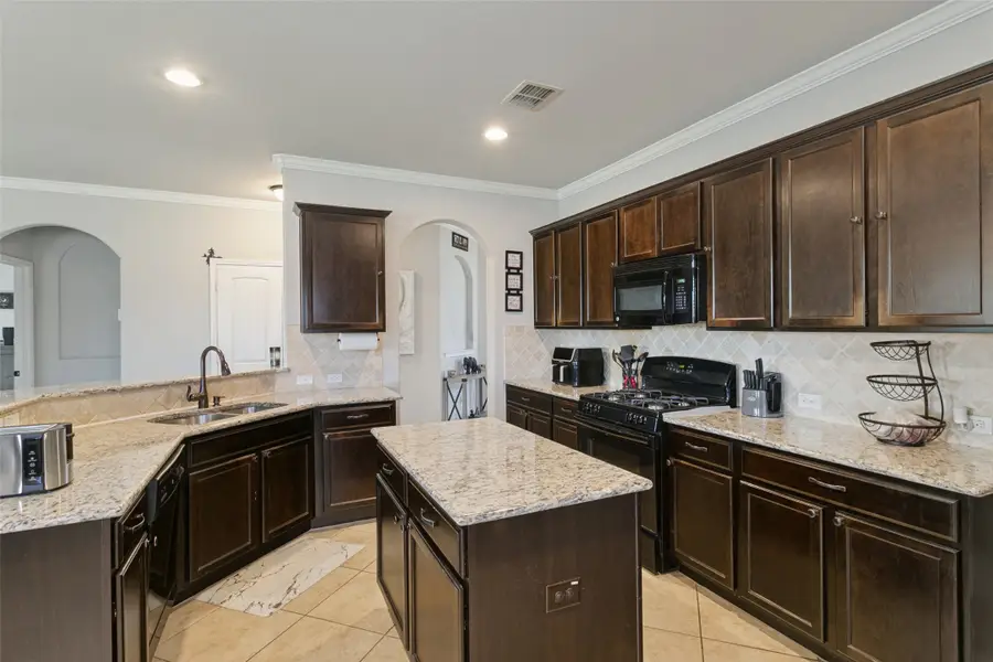 361 Coral Vine Lane, Burleson, TX 76028 - #2