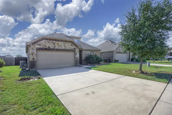 627 Redwood Drive, Greenville, TX 75402