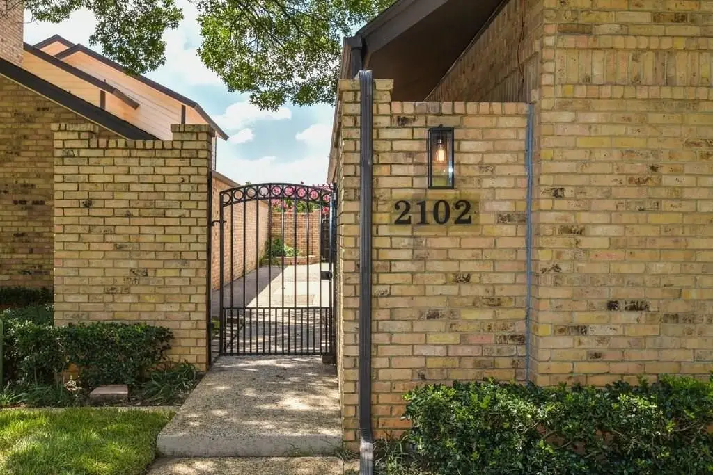 2102 Winter Sunday Way, Arlington, TX 76012 - #1