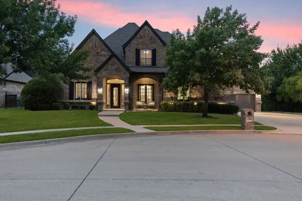 8109 Camino Drive, North Richland Hills, TX 76182