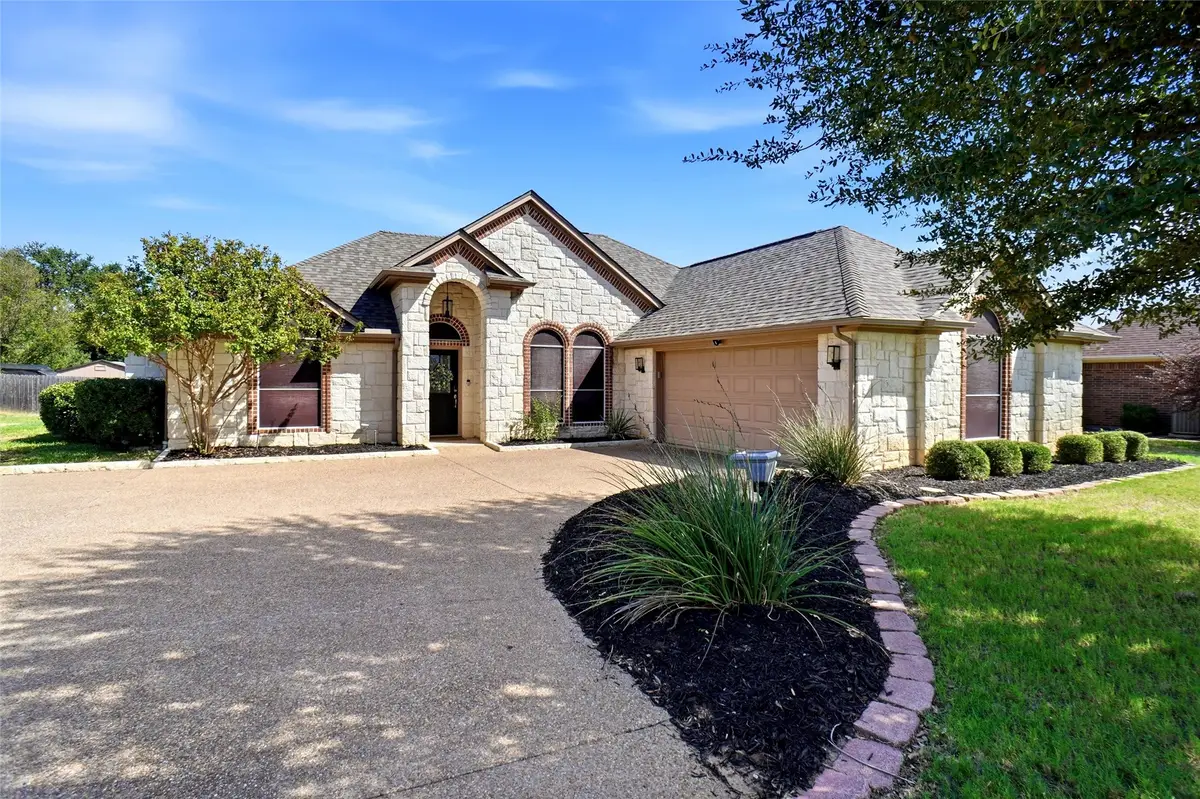 3105 Rim Rock Court, Granbury, TX 76049 - #1