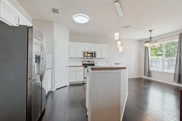 6441 Waterhill Lane, Fort Worth, TX 76179